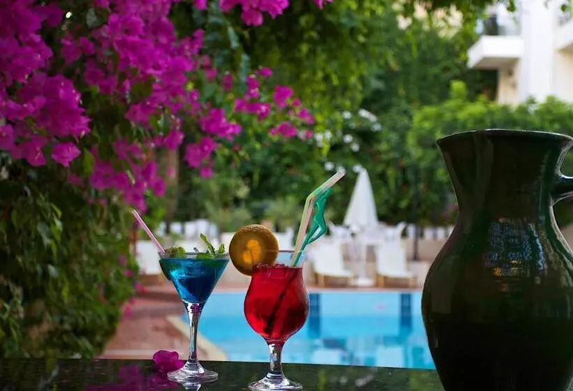 Fotos del hotel Fortezza:  6