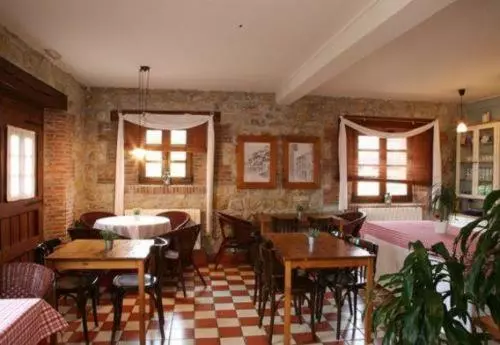 Fotos del hotel Hospederia Santillana:  3