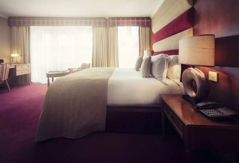 Carlton George Hotel