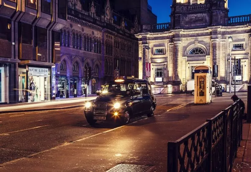 Fotos del hotel Carlton George Hotel:  17