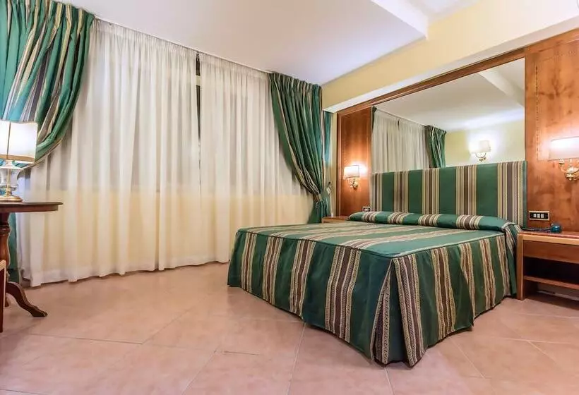 Fotos del hotel Raeli Hotel Archimede:  20