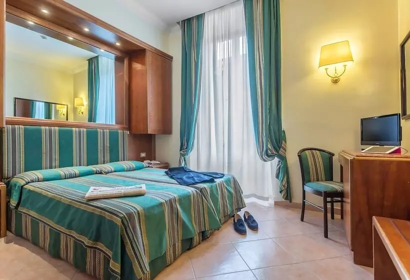 Fotos del hotel Raeli Hotel Archimede:  8