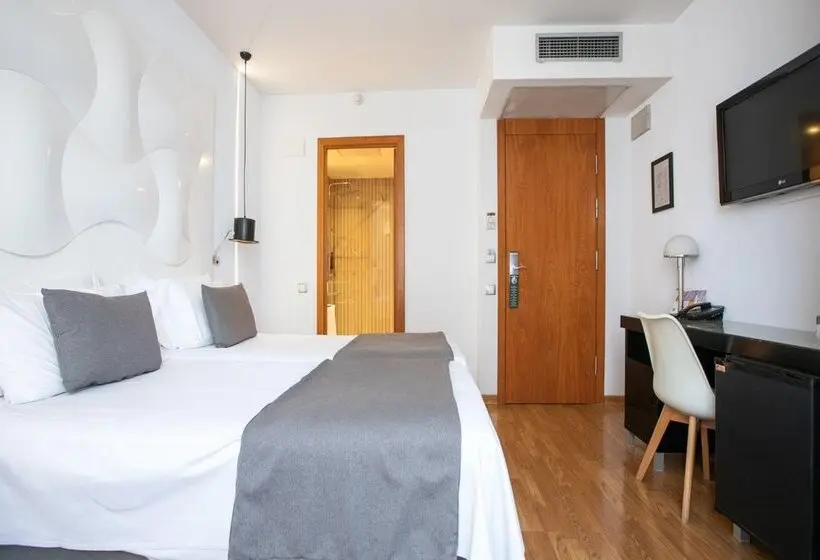 Fotos del hotel Evenia Rocafort:  17