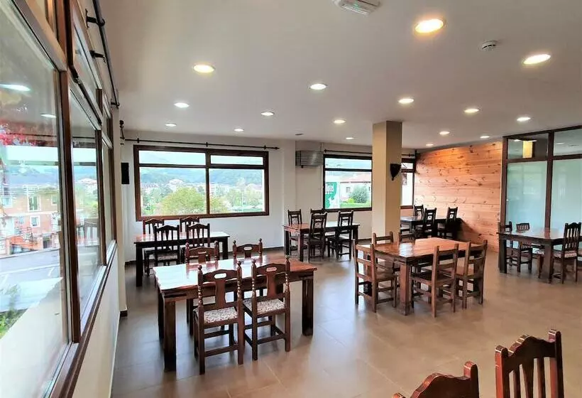 Fotos del hotel Los Acebos Arriondas:  11