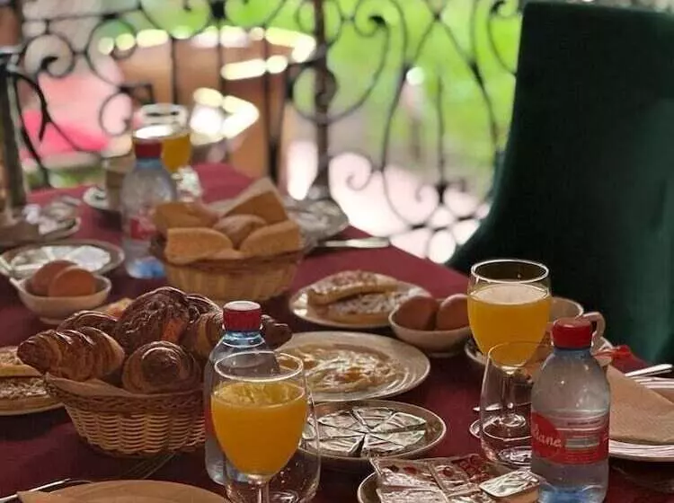 Fotos del hotel Ourida Hotel:  11