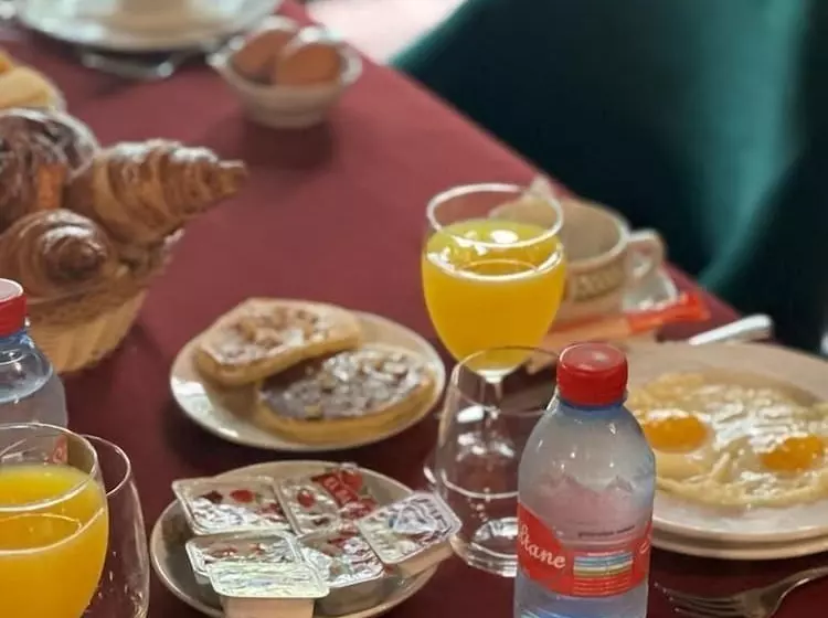 Fotos del hotel Ourida Hotel:  10