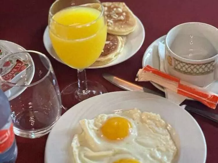 Fotos del hotel Ourida Hotel:  12