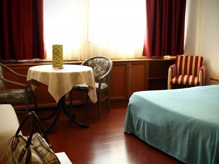 Fotos del hotel Perusia:  14