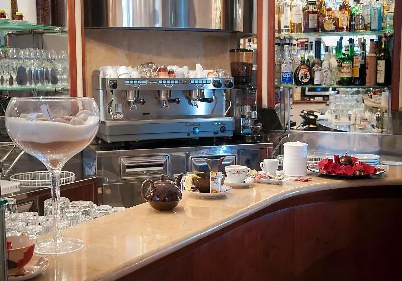 Fotos del hotel Priscilla:  8