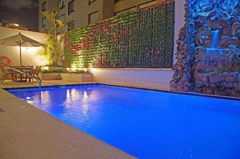 Fotos del hotel Radisson San Isidro Hotel & Suites:  6