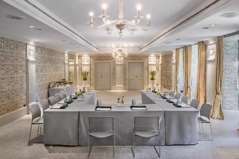 Fotos del hotel Rocco Forte Hotel De Russie:  5