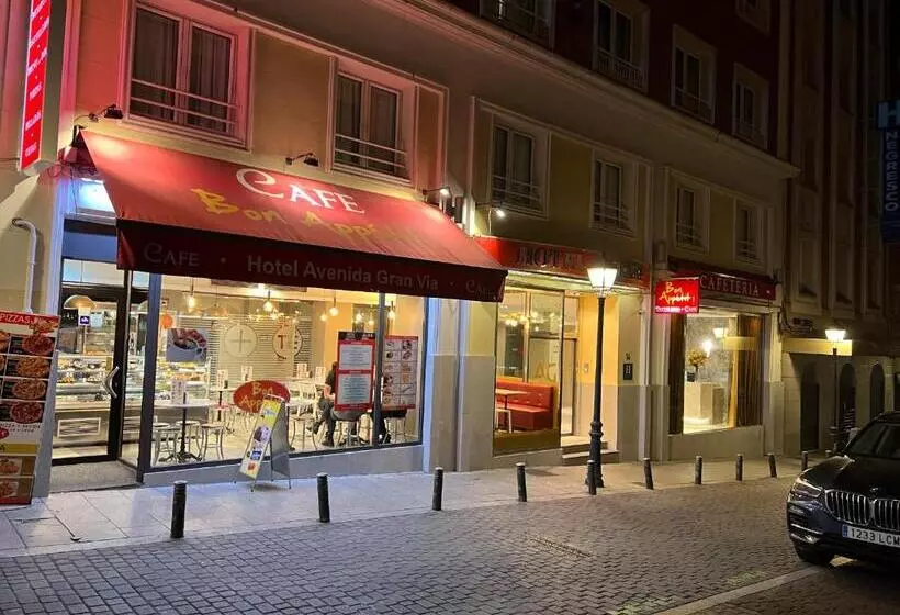 Fotos del hotel Avenida Gran Vía:  21