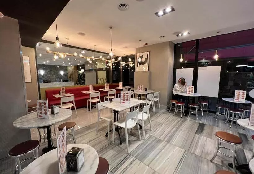 Fotos del hotel Avenida Gran Vía:  4