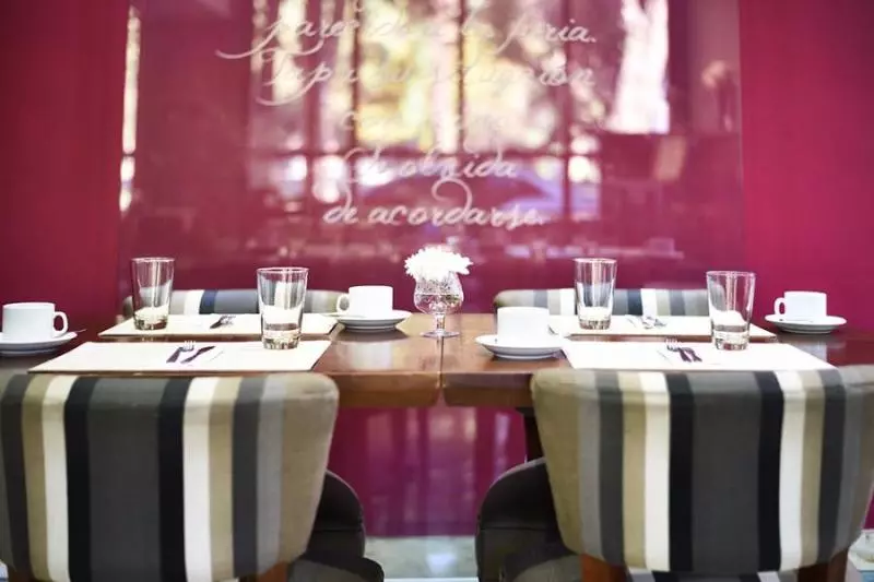 Fotos del hotel Portal Plaza Suites:  8