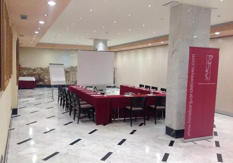 Fotos del hotel San Juan De Los Reyes:  4