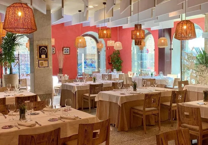 Fotos del hotel San Juan De Los Reyes:  2