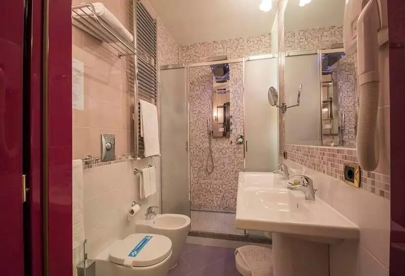 Fotos del hotel Vittoria:  5