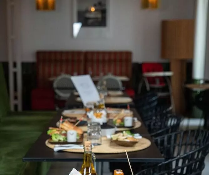 Fotos del hotel Carlton:  8