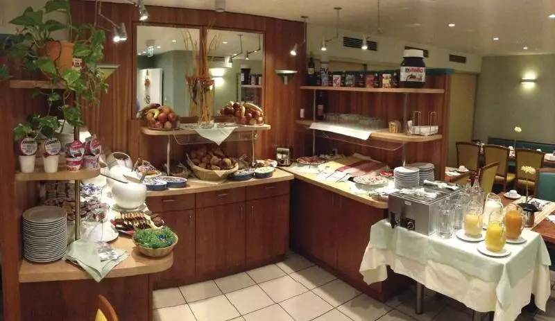 Fotos del hotel Miramar Am Römer:  3