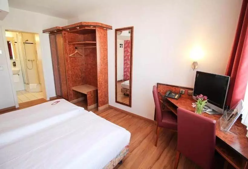 Fotos del hotel Miramar Am Römer:  4