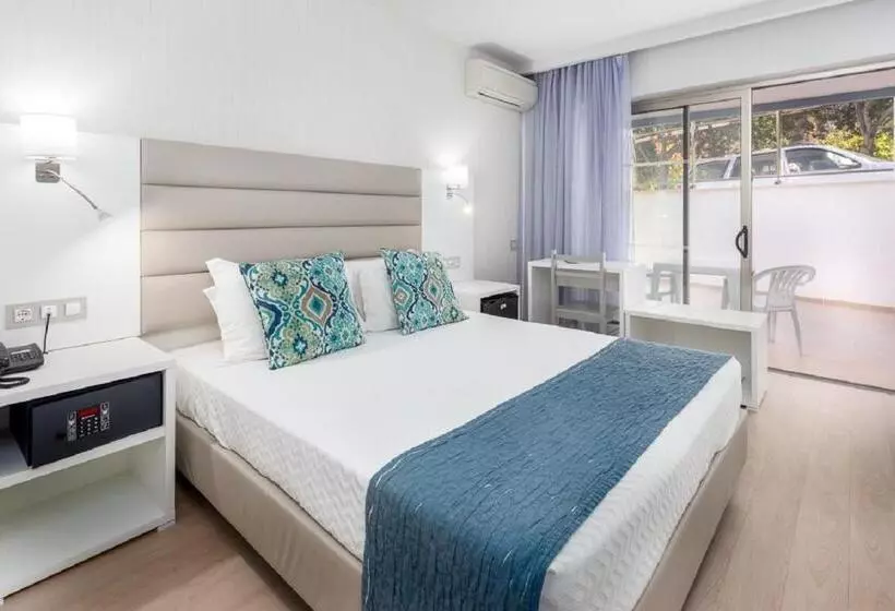 Fotos del hotel Carvi Beach:  18