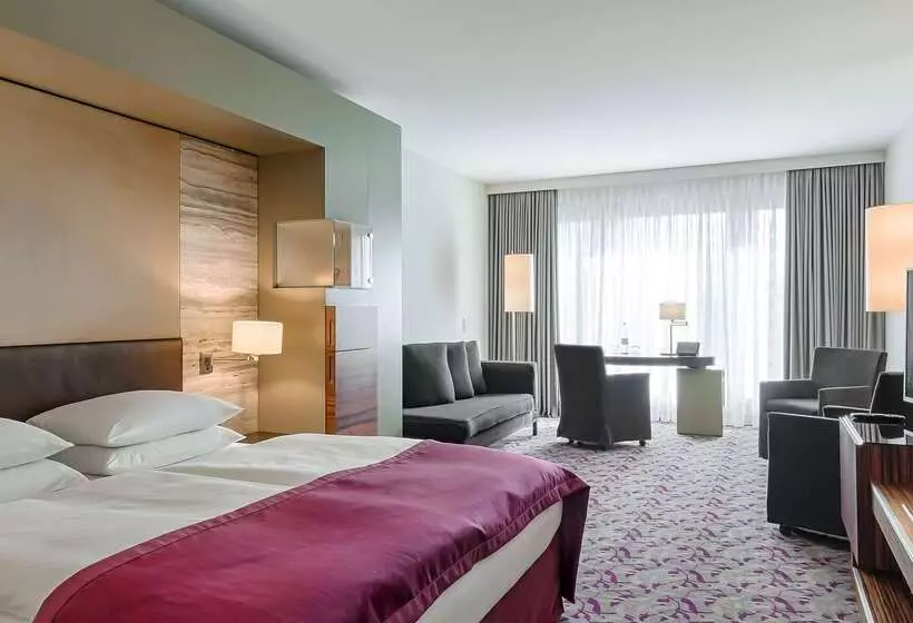 Fotos del hotel Dorint  Am Heumarkt Köln:  7