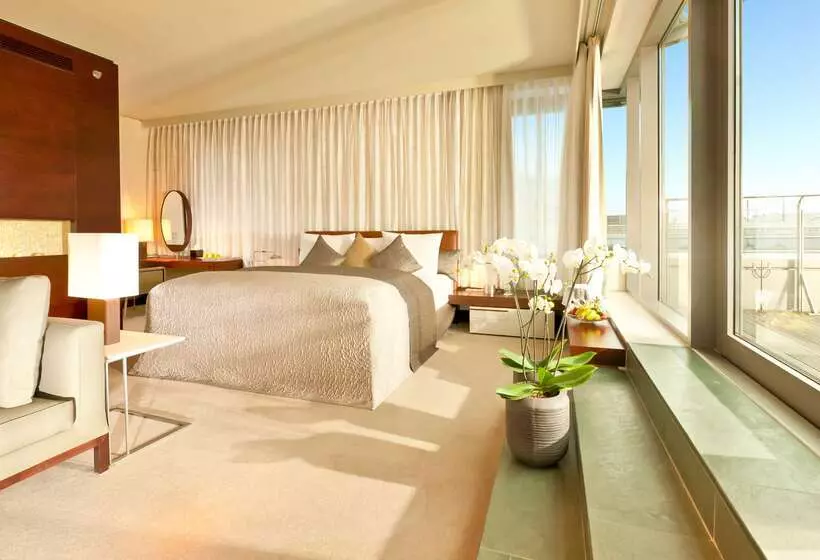 Fotos del hotel Dorint  Am Heumarkt Köln:  17