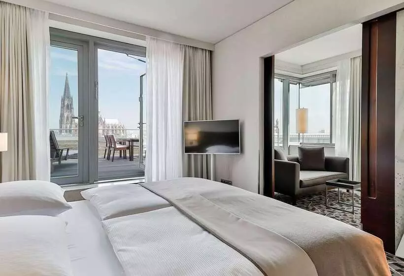 Fotos del hotel Dorint  Am Heumarkt Köln:  24