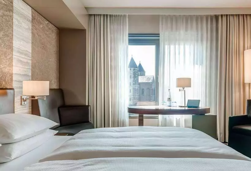 Fotos del hotel Dorint  Am Heumarkt Köln:  20