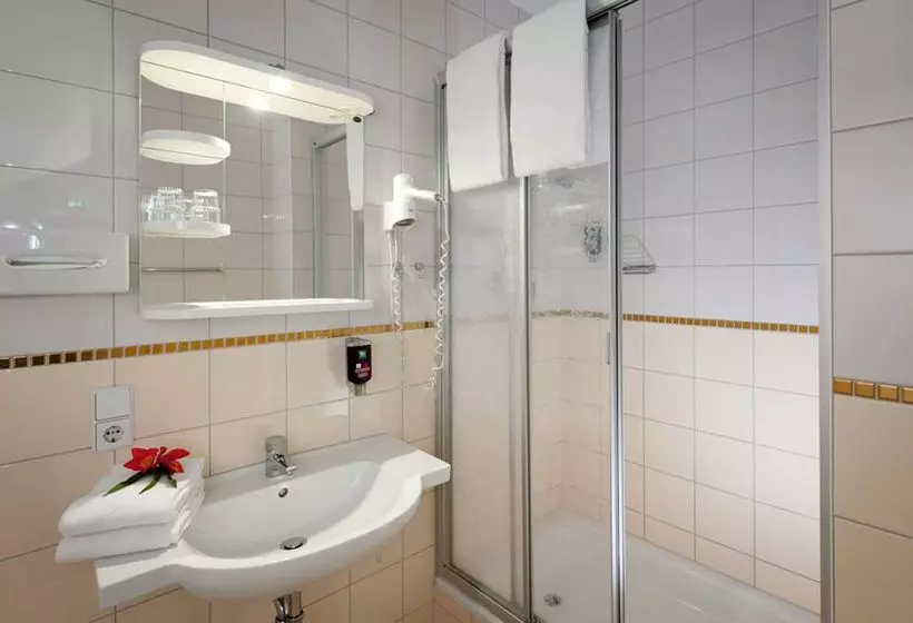 Fotos del hotel Ibis Styles Berlin City Ost:  7