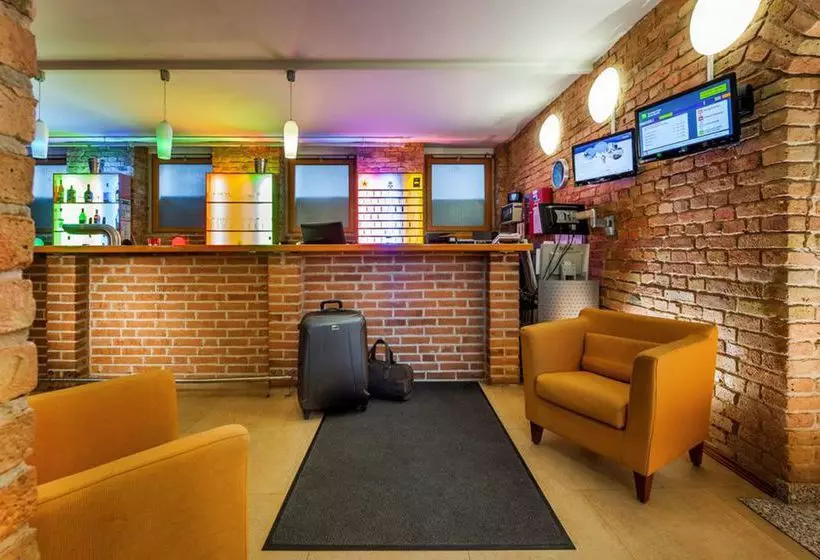 Fotos del hotel Ibis Styles Berlin City Ost:  12