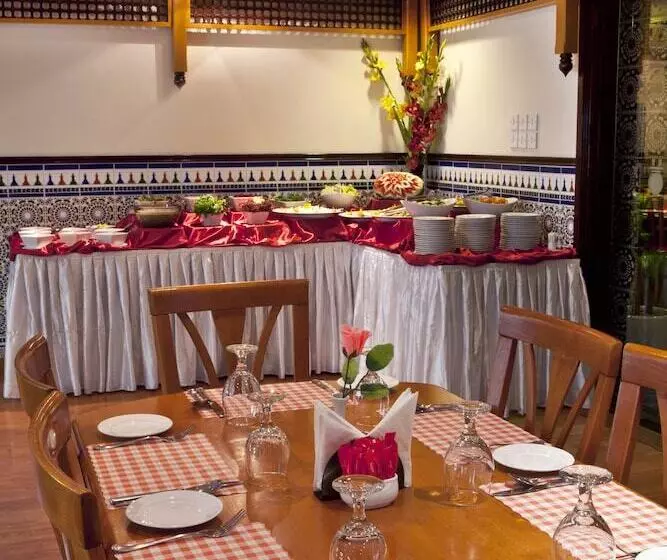 Fotos del hotel Landmark Plaza:  6