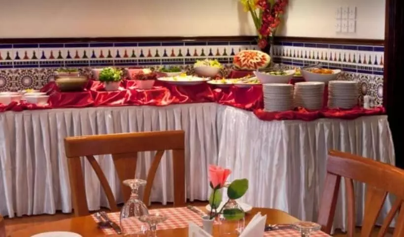 Fotos del hotel Landmark Plaza:  15