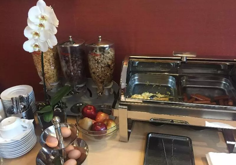 Fotos del hotel Hôtel Orchidée:  13