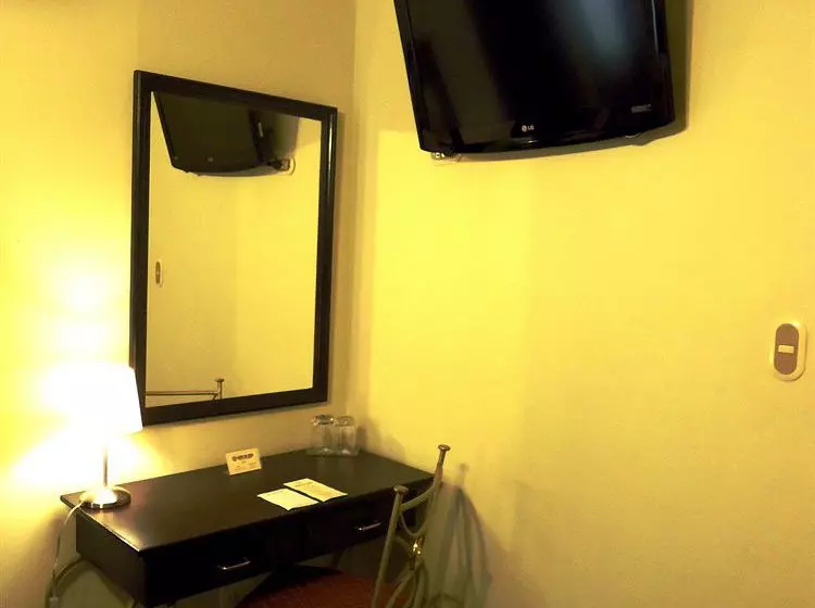 Fotos del hotel Leon De Oro Inn & Suites:  17