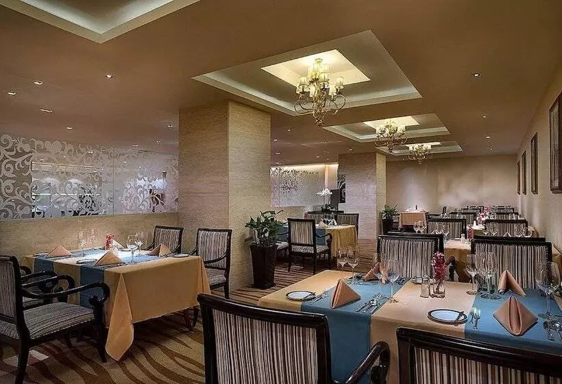 Fotos del hotel Celebrity International Grand Hotel:  13