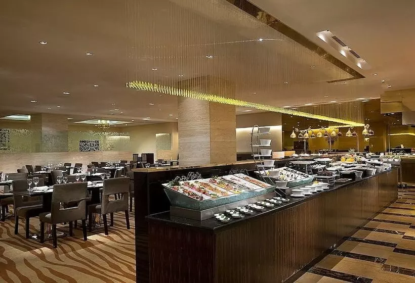 Fotos del hotel Celebrity International Grand Hotel:  24