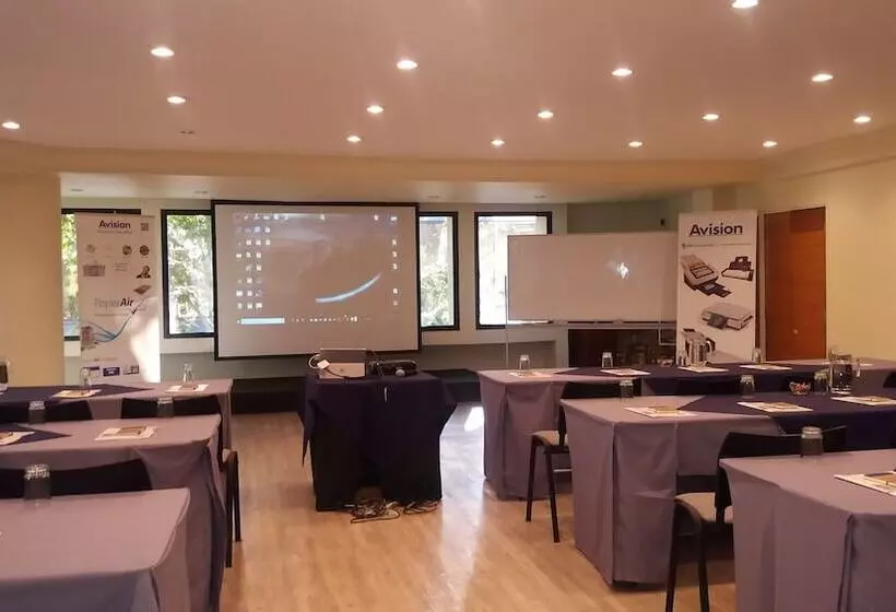 Fotos del hotel Diego De Velazquez:  6