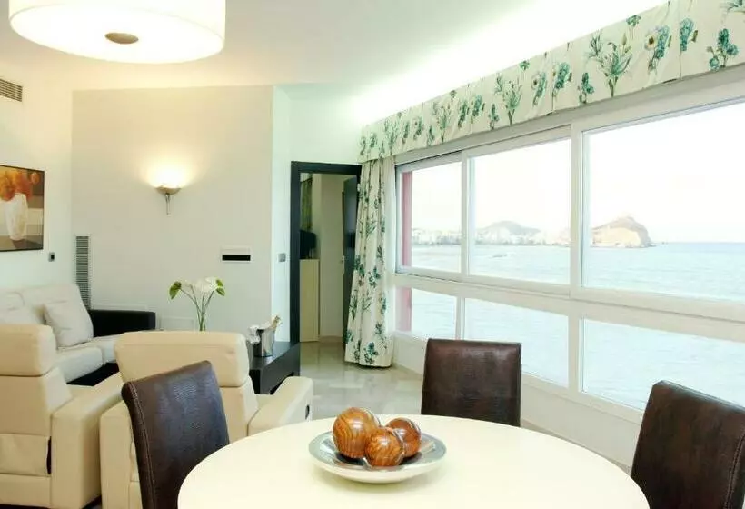 Fotos del hotel Puerto Juan Montiel Spa & Base Nautica:  49