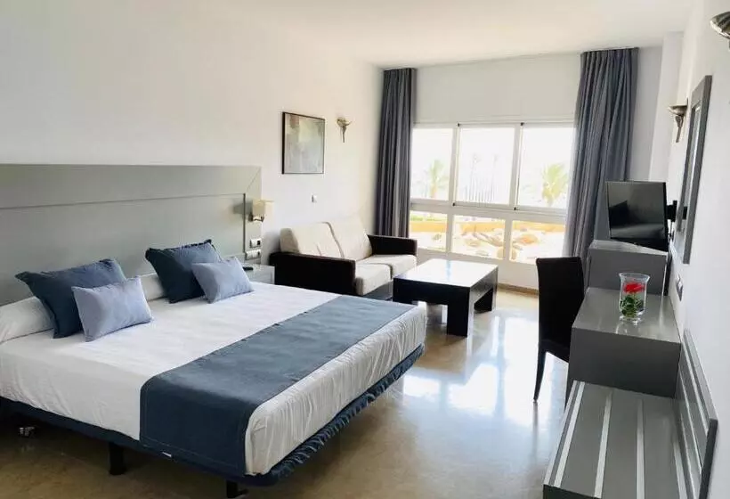 Fotos del hotel Puerto Juan Montiel Spa & Base Nautica:  12