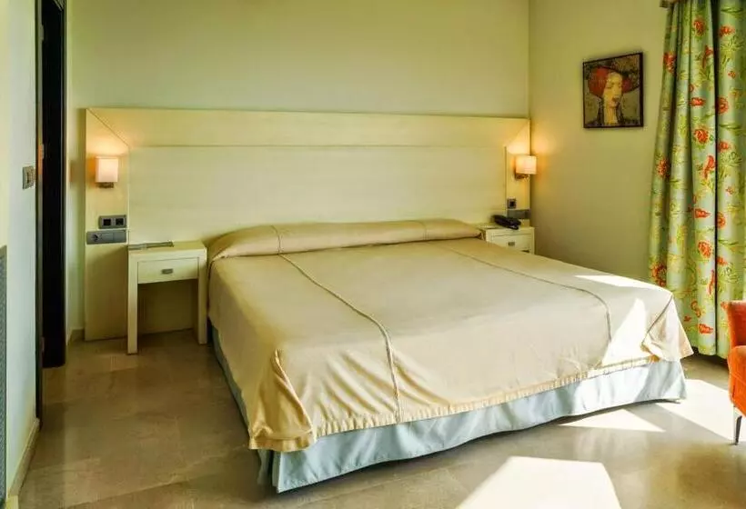 Fotos del hotel Puerto Juan Montiel Spa & Base Nautica:  22