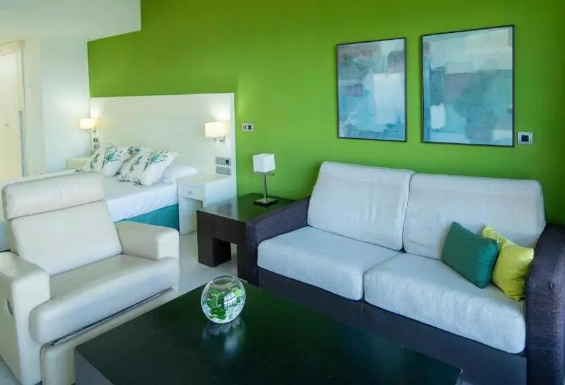 Fotos del hotel Puerto Juan Montiel Spa & Base Nautica:  16