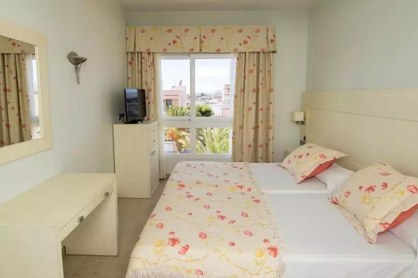 Fotos del hotel Puerto Juan Montiel Spa & Base Nautica:  13