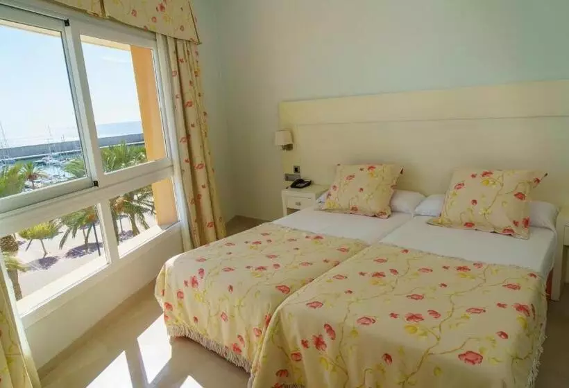 Fotos del hotel Puerto Juan Montiel Spa & Base Nautica:  17