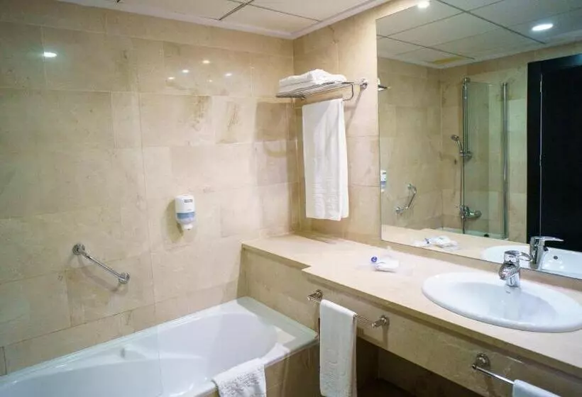 Fotos del hotel Puerto Juan Montiel Spa & Base Nautica:  37