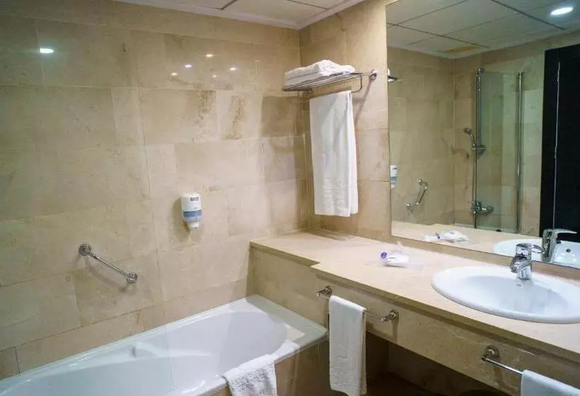 Fotos del hotel Puerto Juan Montiel Spa & Base Nautica:  31