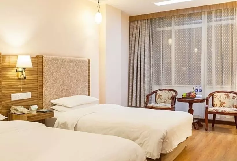 Fotos del hotel Xiamen Huaqiao:  4