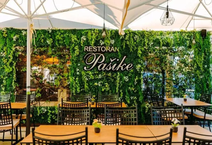 Fotos del hotel Pasike:  13