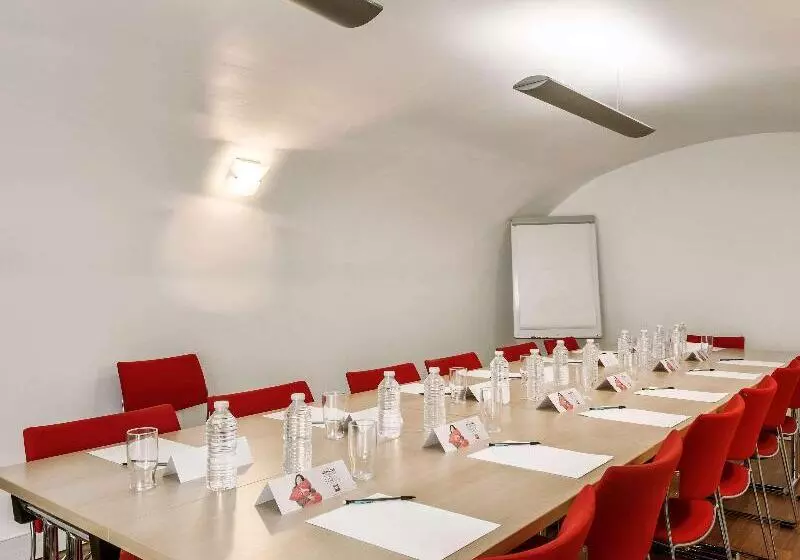 Fotos del hotel Ibis Paris Opera La Fayette:  5