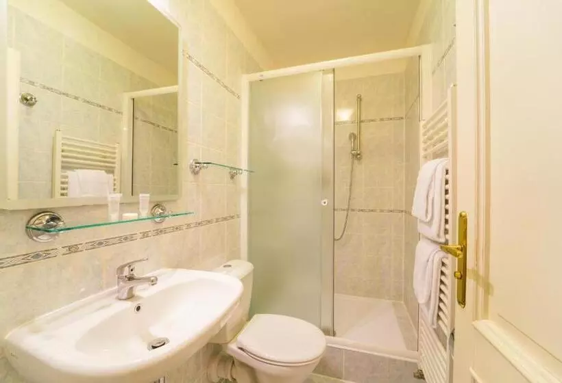 Fotos del hotel St George:  14